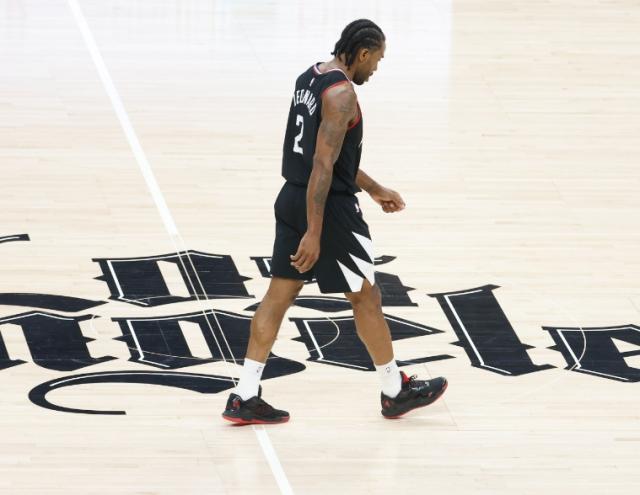 你又咋了啊？小卡突然退出奥运 小白紧急递补