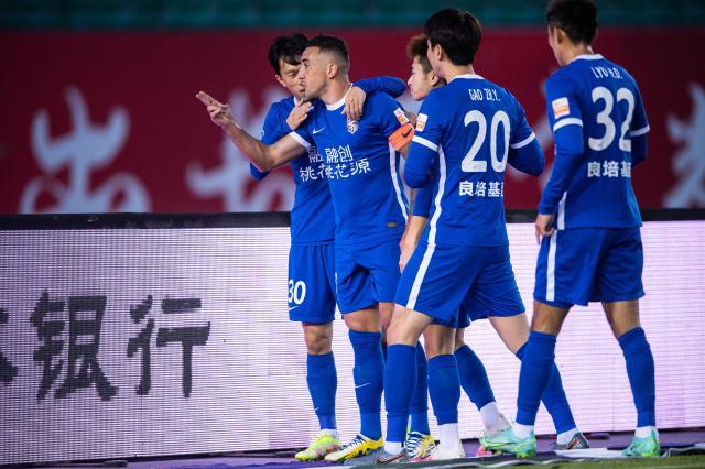 博鱼体育-【中超】埃德米尔森绝杀 三镇客场2比1亚泰继续领跑