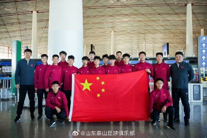 博鱼体育-中国球队挑战巴萨！博主：中国犀旺队1-2不敌巴萨09