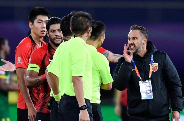 博鱼-与浩克和解？佩雷拉：矛盾在赛场很常见会自行解决